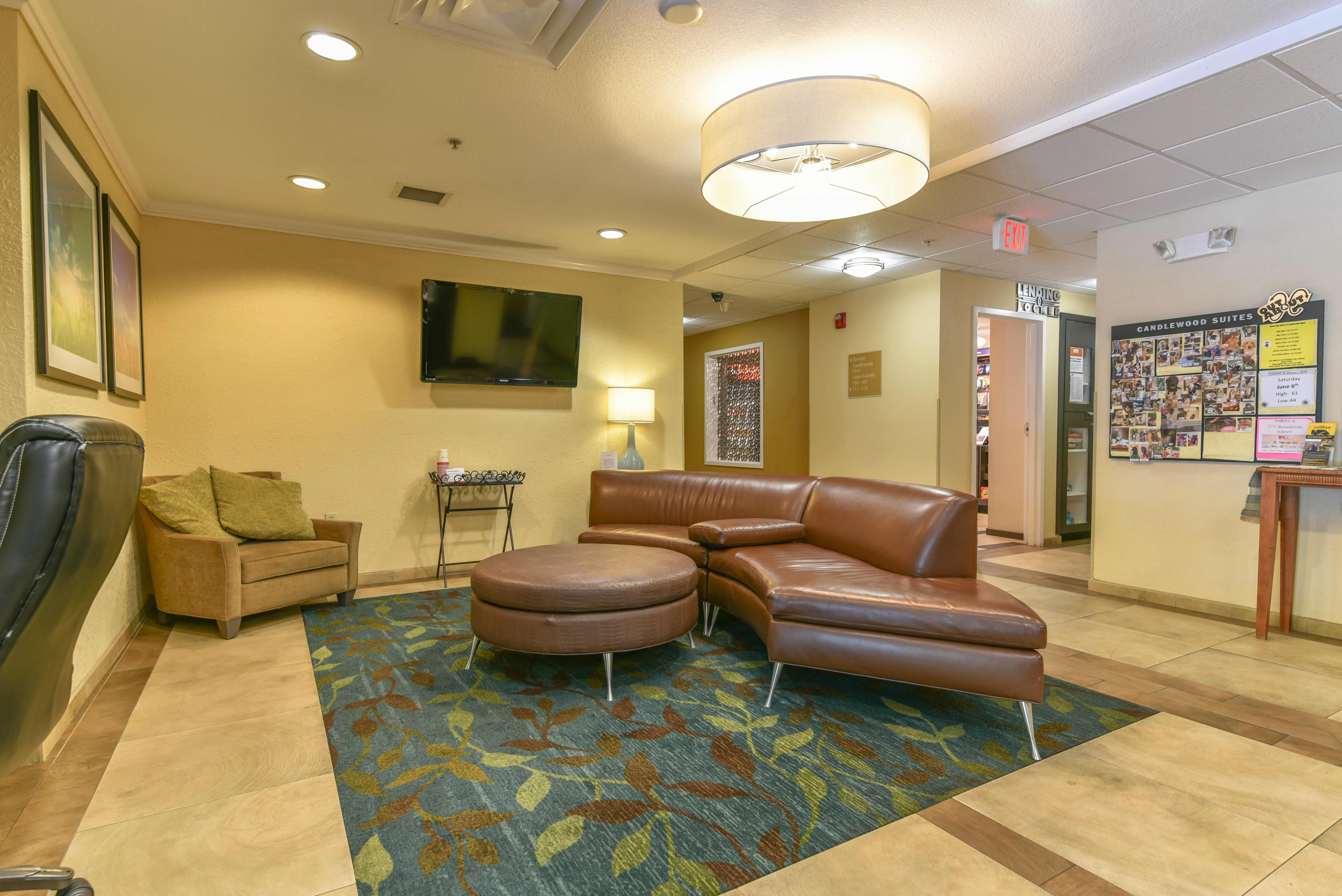Candlewood Suites Medford By Ihg Exterior photo