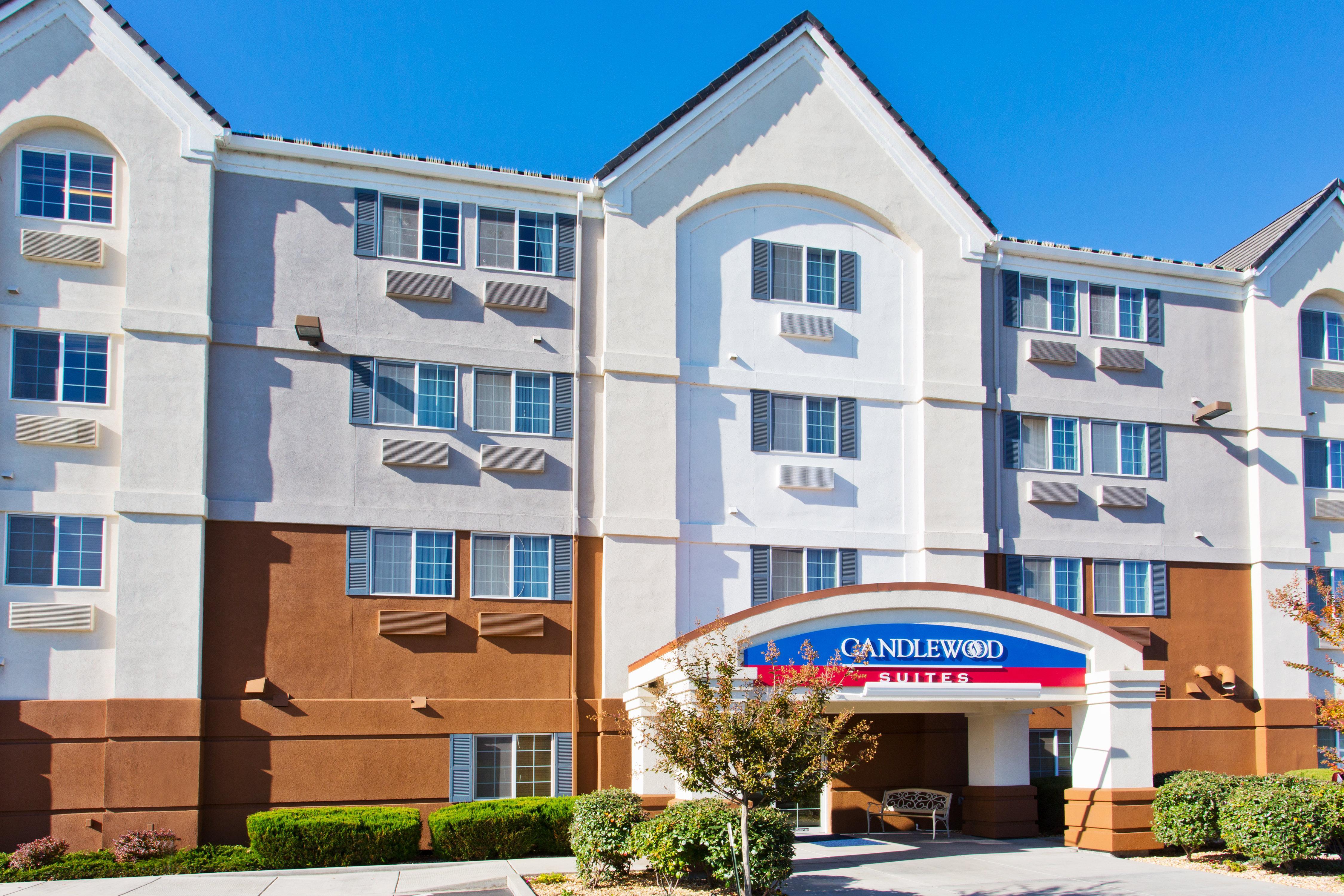 Candlewood Suites Medford By Ihg Exterior photo